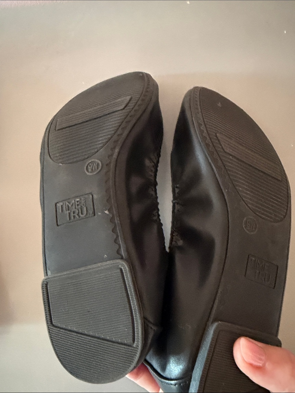 Time and Tru Black Faux Leather Ballet Flats - Picture 2 of 3